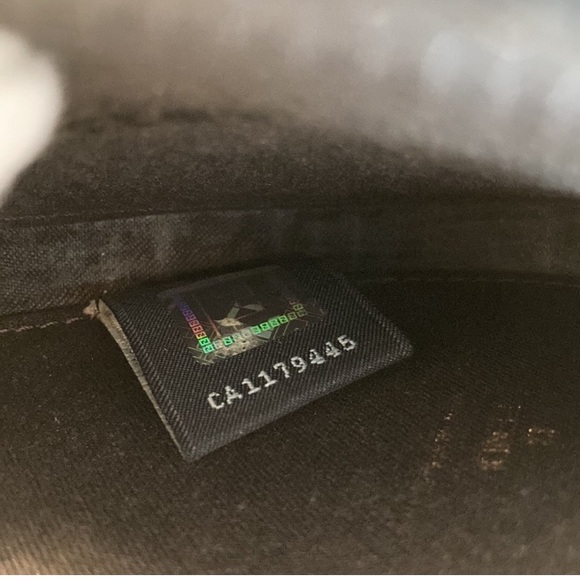 FENDI Limited Edition Zucca Heart Coin Purse - Picture 10 of 10